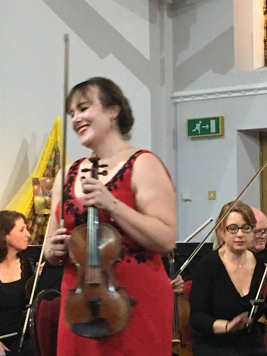 Thank you so much to <a href="/TewkesCamerata/">Tewkesbury Camerata</a> for giving me an opportunity to play some amazing Saint-Saëns last night and to @apomd for the brilliant waving!