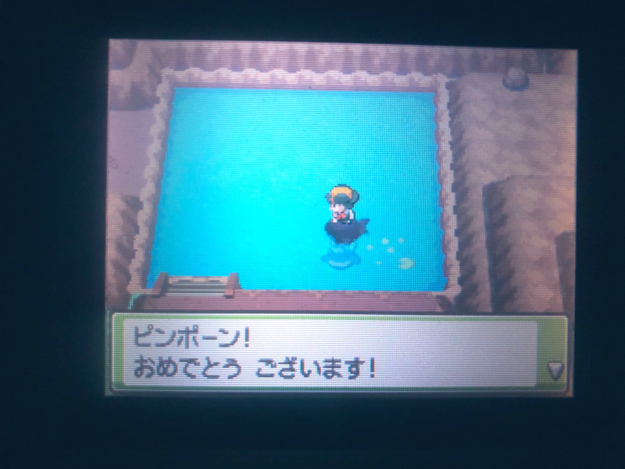 らでぃあ エメラルドからダイヤモンドパールプラチナ Hgssへのポケモンの送り方 ボックスに送りたいポケモンを預けて古いdsにダブルスロット すると指したカセットから転送項目がでるので6匹えらびます 必ず6匹なので送りたいポケモンが5匹以下の時は