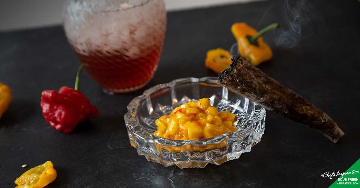 SousFresh's tweet image. ⭐Inspiration Box recipe! 
These spicy eye-catchers are hot in Jamaican kitchen! Chef Wesley Sijbers serves the smoking pulled mushroom with a fruity Scotch Bonnet salsa. 

Pulled muchroom roll / spicy mango salsa / Jamaican Rum punch. 

ow.ly/ZyfY50wd23y