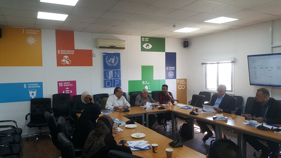 Tomask99's tweet image. Effective #local_development requires many components: 👨‍🎓👩‍🎓skilled staff,💰,⏲️timely decisions and most crucially: accurate ℹ️ information.
W 🇳🇴🇪🇺support, Al Fuheis &amp;amp; Dheiban🇯🇴municipal teams, @moi_jor gather @UNDPJordan to strengthen local data collection &amp;amp; authentication
#SDG16