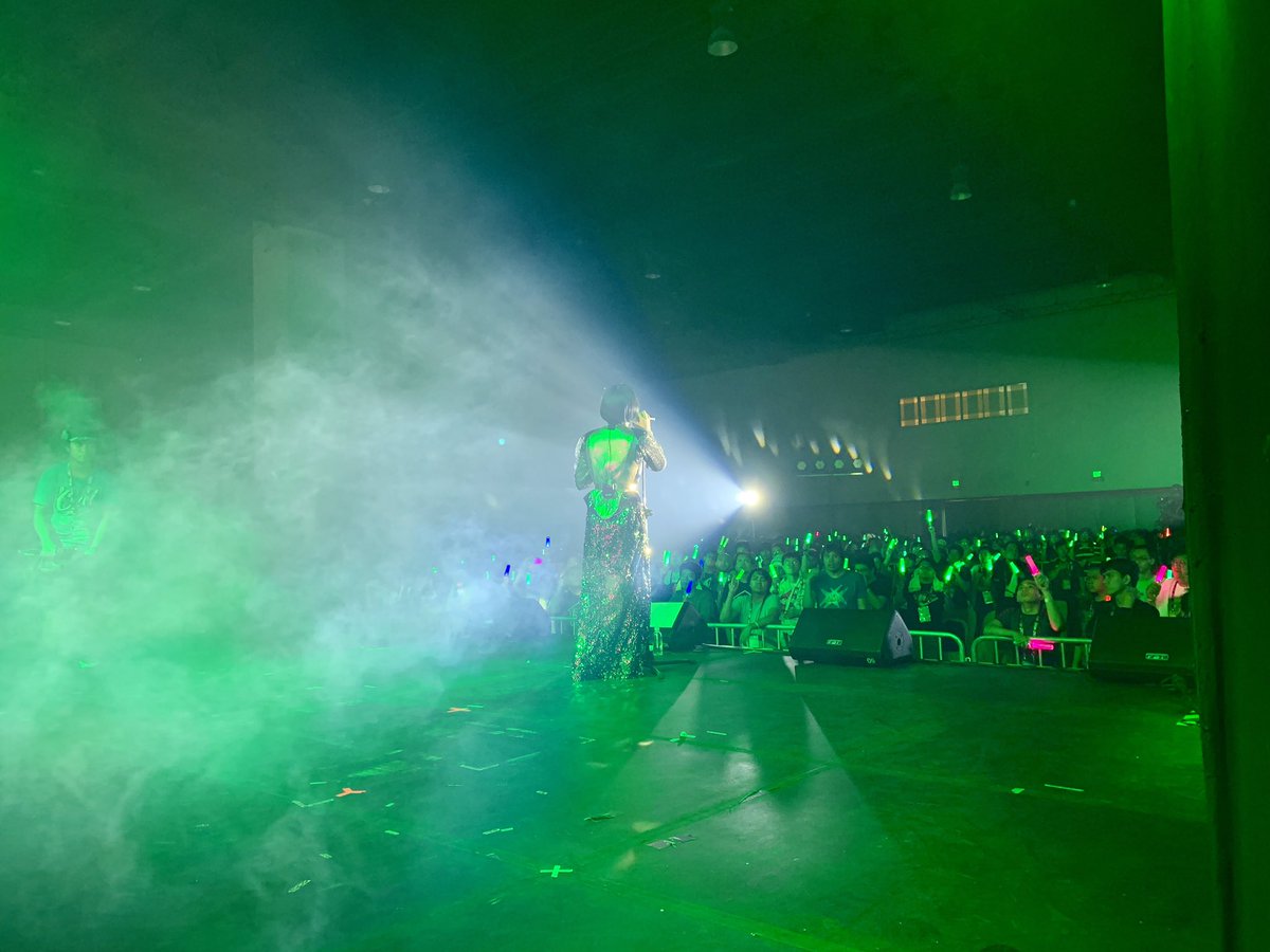 KADOKAWA_ANISON's tweet photo. Thank you for all the cheers and love!
Kita kits!

マニラでのイベント、大盛況&amp;大合唱でした。アンコールもありがとうございました！

#CosplayMania2019 
#MYTHandROID https://t.co/ZfrUwJL3PP