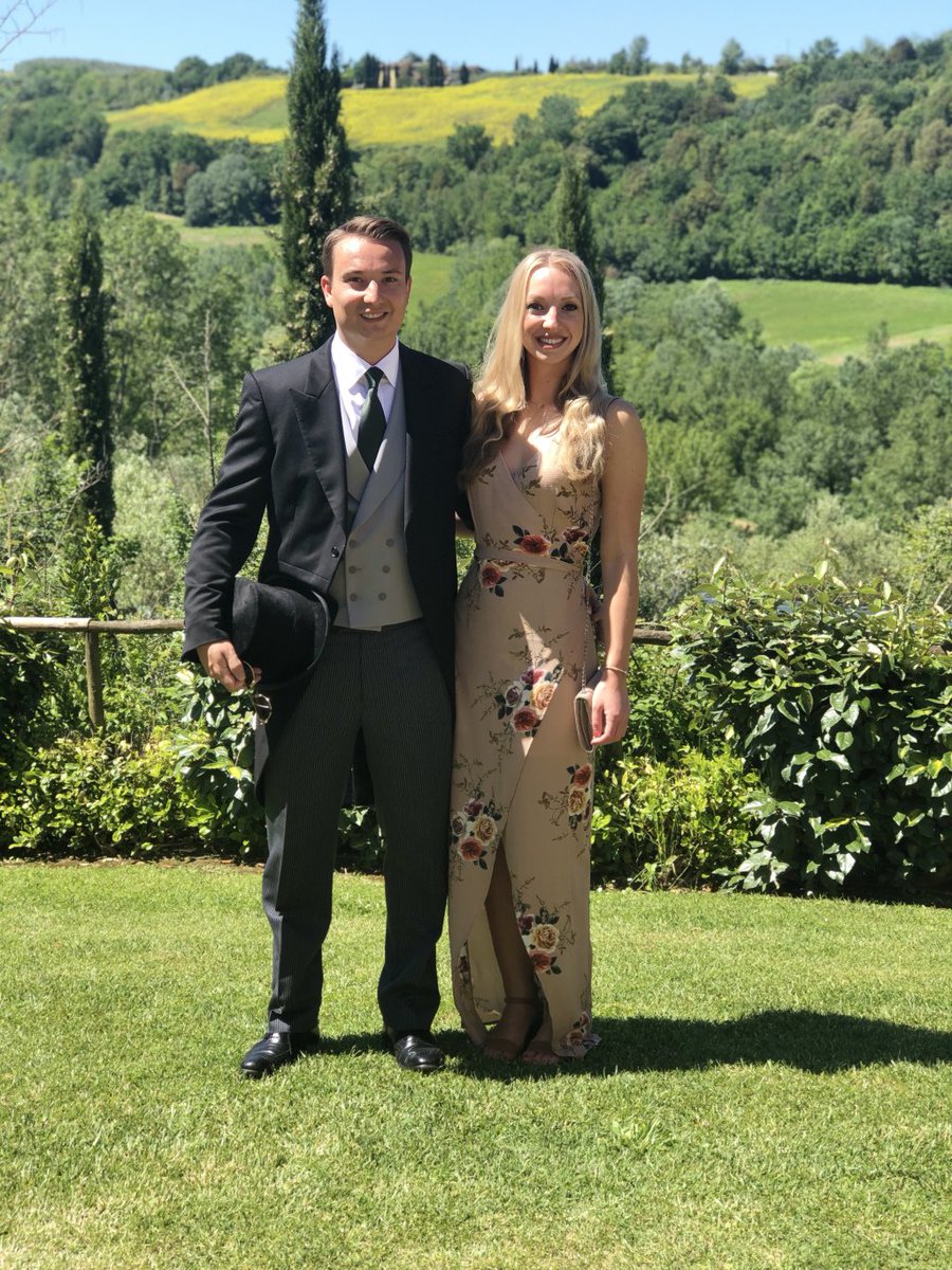 amymusto's tweet photo. May 2018: Tuscany and Lake Como, Italy https://t.co/BTbwA1Bg8c https://t.co/sHXkD1GC1h