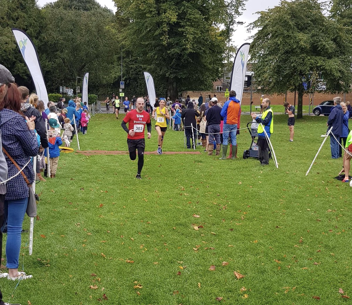 JamesHucker's tweet photo. Devizes 10k complete!

Please follow and support @tipcharity.

#running #fitness #race #strava #devizes10k #timeisprecious https://t.co/n4kaRyQzrE