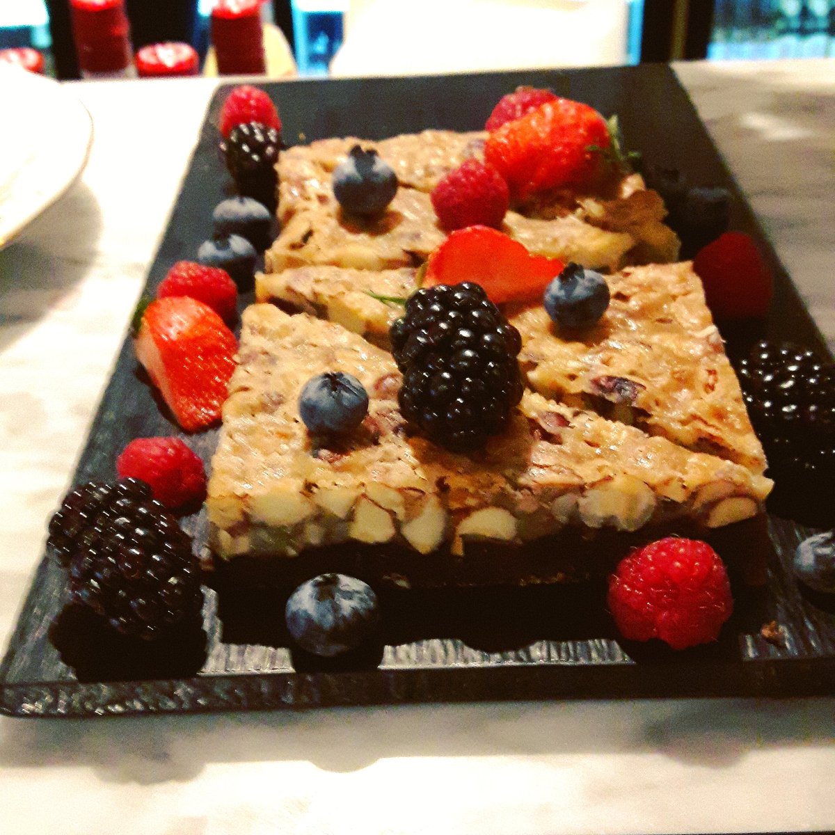 Jag är så stolt över att kunna presentera nya Gästis Kafé och Matsalar i Varberg! Skulle inte förvåna mig om jag kommer att jobba där en vacker dag. #strömmafarmlodge #gästismatsalar