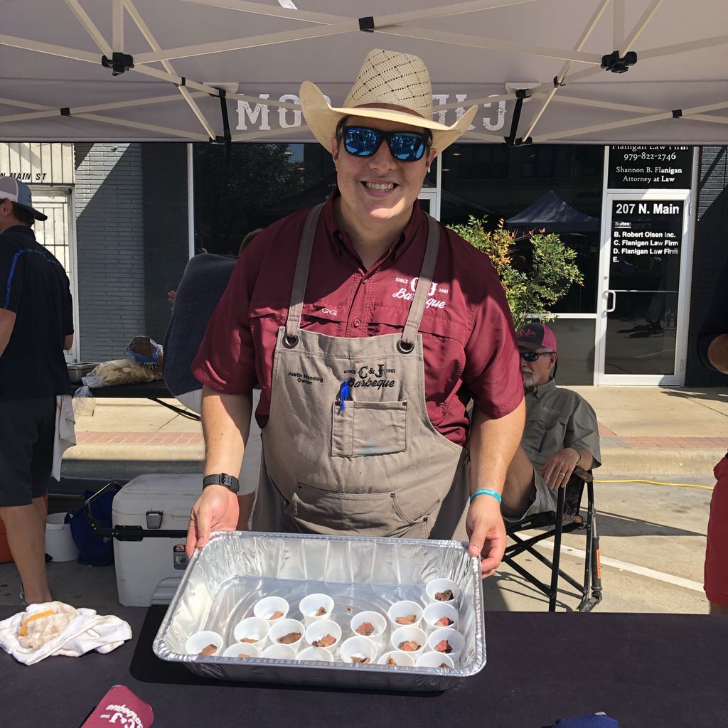 TexasReds's tweet photo. You won’t believe how much fun remains at the #TexasRedsFestival in Downtown Bryan. Steak brunch? ✅ Wine and beer tents? ✅ Kid Zone? ✅ Grape Stomp? ✅ Food Vendors? ✅ Live Music? ✅

Join the fun from 11-4 today! 

#TexasReds  #Texas #DowntownBryanTX #FreeFestival #Cheers https://t.co/ljLAi6Aqa6