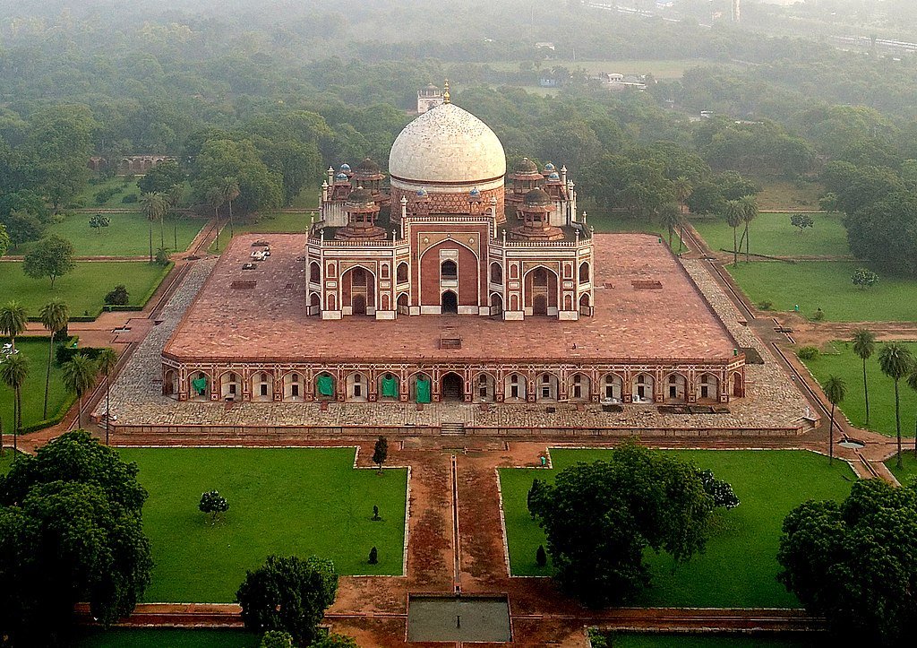 Four central axial water courses define the char bagh's quadrilateral layout at Humayun's Tomb, Delhi, India (1572).