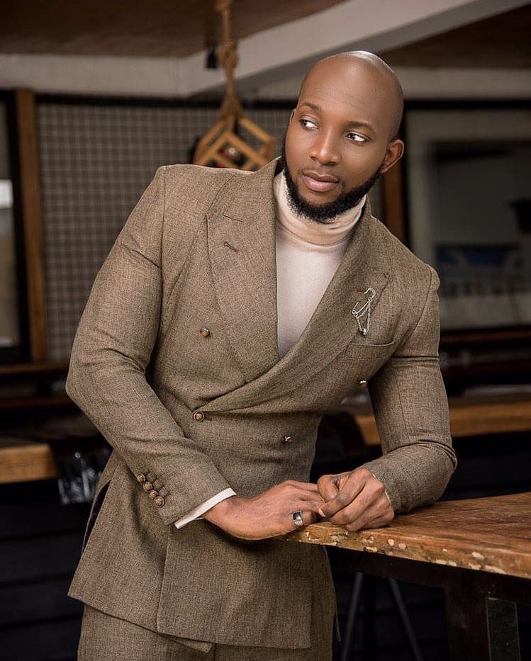 fashionmap_app's tweet photo. Jax Grehman Bespoke 
#wearnigerian #fashionmap 

📲 https://t.co/V9h946rT7R https://t.co/CG2z7pvQfW