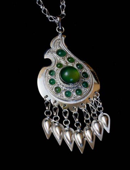Craft2WearSWC's tweet photo. Kazakhstan: Soul of Tengri, a special event illuminating the beauty of Kazakhstan’s handmade clothing and jewelry - symposium and reception at Craft2Wear, Friday, Oct. 4. https://t.co/fPRcIIWXFy #SmithsonianCraftShowsSWC #Craft2Wear #washingtondc #finecraft #wearyourart https://t.co/AkKHUSsix7