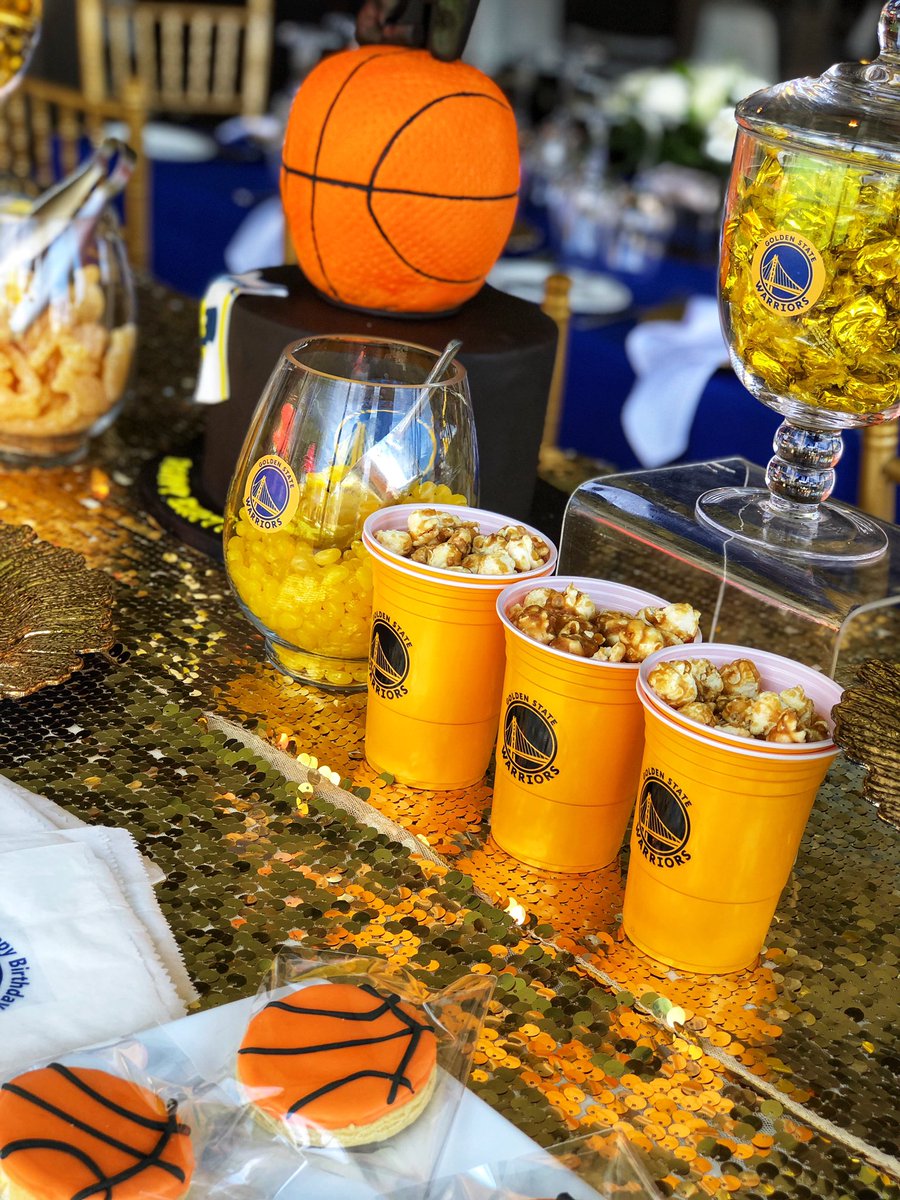 BrownParties's tweet photo. Golden State Warriors Theme Candy Buffet for Timo🏀💛🧡personalised cups hy @party_pro_namib Thank you so much for being part of this event
#brownsugarparties #basketballtheme #candybuffet #windhoek https://t.co/Z5dz5FIKYs