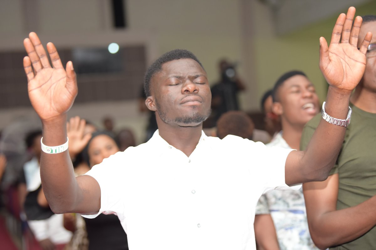TransformersNG's tweet photo. @Towdah_Family @AdebamiroSunday Beautiful moments in God's presence....
#FamilySunday
#TTCSercice
#Outstandingservices https://t.co/IqKtbzF2r7