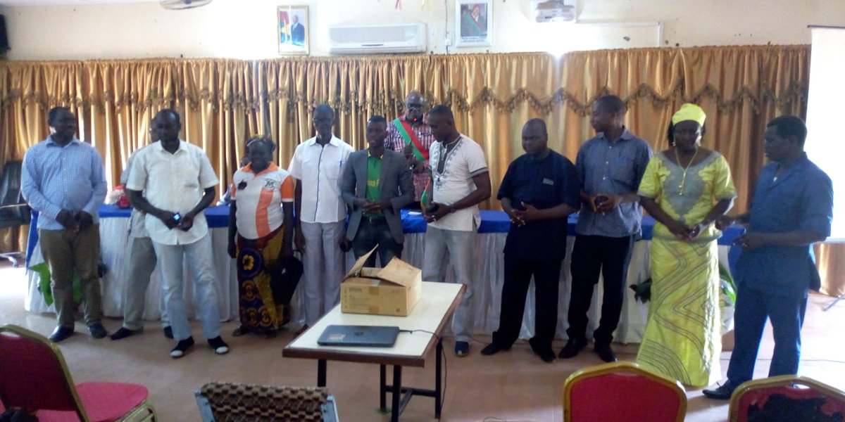 saidousawa14's tweet image. #EEDA Advocacy in Burkina Faso with the #mayor of #Dedougou. @MikaOuedraogo @BuBozz @J_Ged @Otuck_William @IYAFP @PRBdata