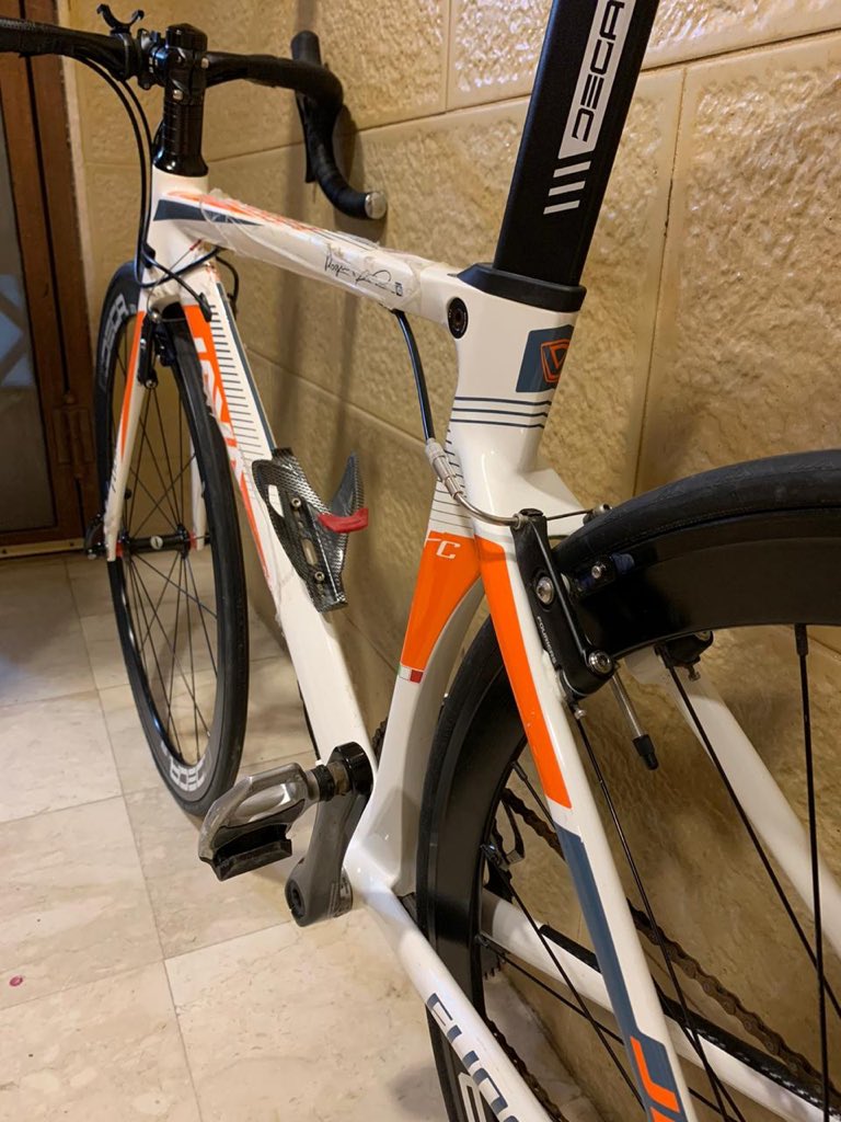 Ms51739506's tweet photo. @my_bicycle2 #دراجتي_للبيع للبيع دراجة جافا 

فيوكو نظيفة 
الشوكة كاربون 
الهيكل المنيوم خفيف 
السرعات ٢٢ 
المقاس ٤٤
الحد ٢٠٠٠ 
لتواصل خاص https://t.co/nYQmLcfMFm