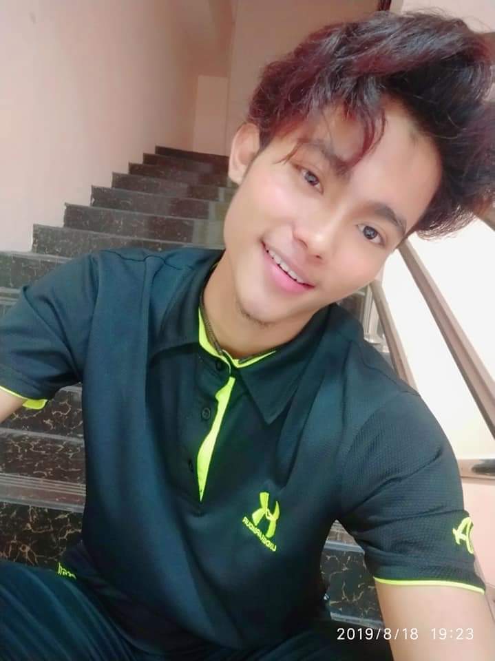 HanMinT03849333's tweet photo. တာဝန္ရေတာ့လြမ္းေပးပါ https://t.co/m6HWyo3NzT