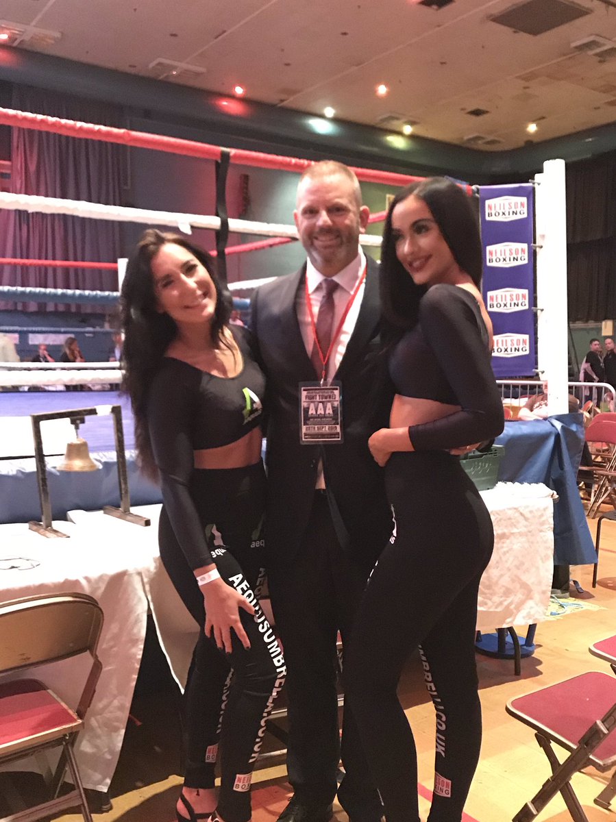 markneilsonsw's tweet photo. Thanks to everyone who came to the show last night, we had a great crowd, some great fights and we now move onto the next one. Hope you all enjoyed it.
#NeilsonBoxing #FitzpatricksBoxing
🔥Fight Town 3🔥
🗓 30.11.19
🏟 Oasis, Swindon
🎟 Tickets on sale soon
#FightTown https://t.co/tiFhT6NoW3