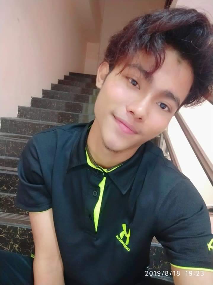 HanMinT03849333's tweet photo. တာဝန္ရေတာ့လြမ္းေပးပါ https://t.co/m6HWyo3NzT