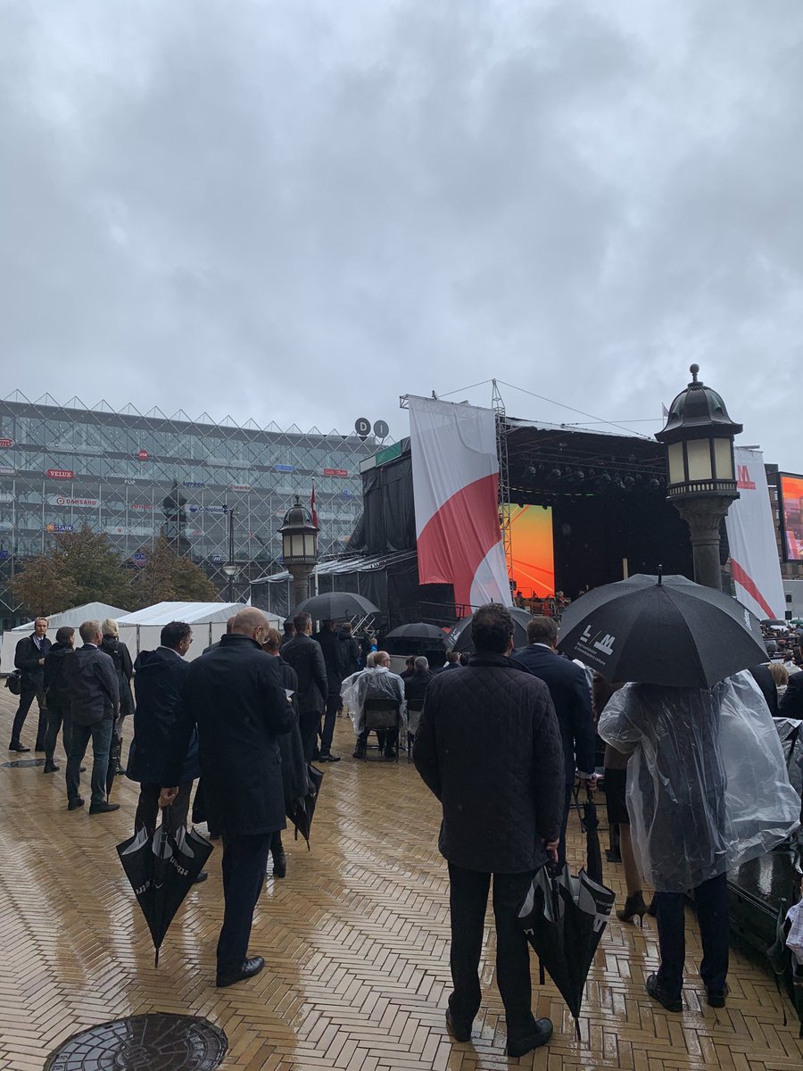 michael svane (@misvsvane) on Twitter photo Tillykke til <a href="/Wonderful_CPH/">Wonderful Copenhagen</a> <a href="/FrankJensenKBH/">Frank Jensen</a> <a href="/FrederiksbergP/">FrederiksbergPortal</a> siger <a href="/DanskIndustri/">DI - Dansk Industri</a> et løft til os alle grøn og kollektiv mobilitet når det er bedst 🇩🇰🇩🇰 Tillykke til <a href="/Wonderful_CPH/">Wonderful Copenhagen</a> <a href="/FrankJensenKBH/">Frank Jensen</a> <a href="/FrederiksbergP/">FrederiksbergPortal</a> siger <a href="/DanskIndustri/">DI - Dansk Industri</a> et løft til os alle grøn og kollektiv mobilitet når det er bedst 🇩🇰🇩🇰
