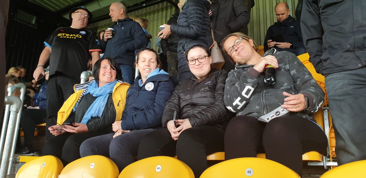 Heroes_OSC's tweet image. Half time .... So far so good for @ManCityWomen at not so “Sunny” Southport 💙⚽️ #SameCity