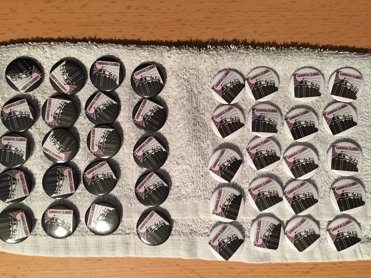 cutepinbadges's tweet photo. Preparing badges for @CarouselClouds! #pinbadges #cutepinbadges #pinbuttons #merch https://t.co/rp0ZIIYQuk