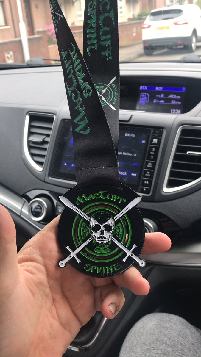 GregWilliams85's tweet photo. #MacGubbed #Mactuff #OCR #AnotherMedalInTheBag @VickiBsbs https://t.co/HSyvwuWwT3