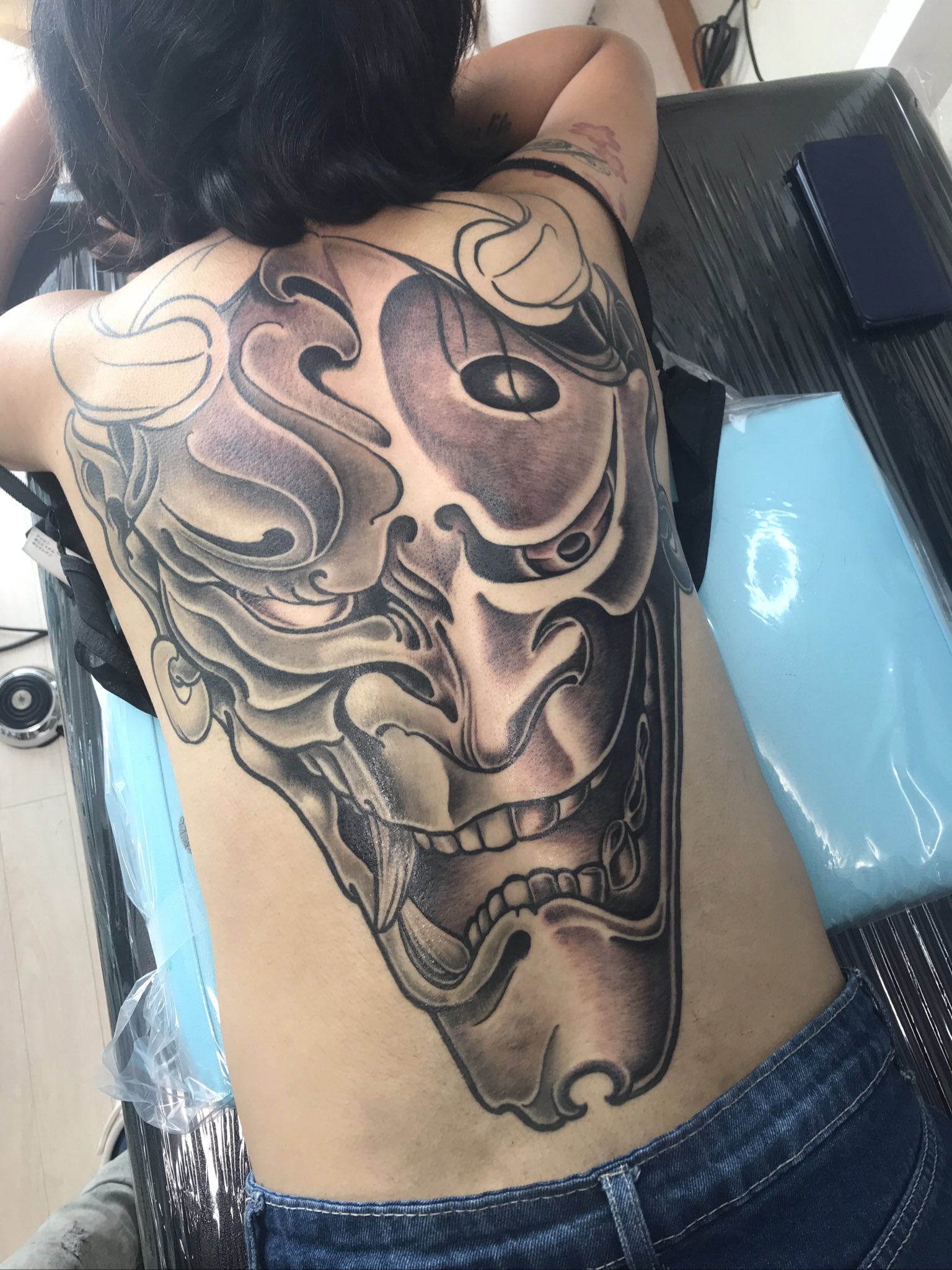 Kent Tattoo 最近よくやってる般若笑 女の子で背中にドカンとかっこいい 次で完成です ここまでで3回 笑 Tattoo Japan Tokyo Fussa Yokota Intenzeink Fusionink Art タトゥー Ryusdesign 立川 福生 般若 般若タトゥー T Co