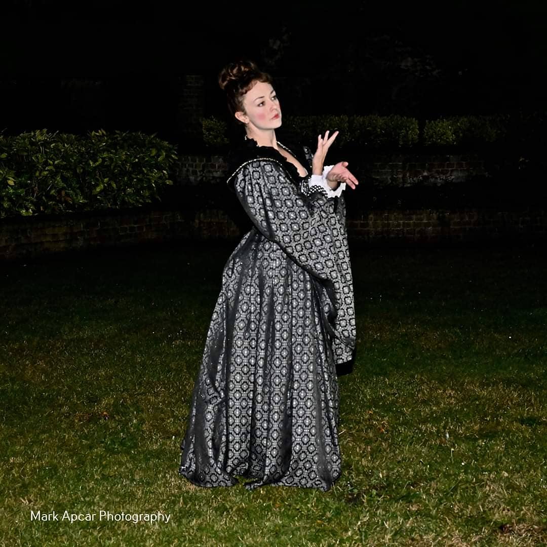 ResideDance's tweet photo. For those who missed Reading Abbey: A Herstory at @RdgThamesFest on Thurs, here is a selection of photographs by Photographer, Mark Apcar.
The performance received excellent feedback from our audience who joined in & created their very own herstory
#artafterdark #rdguk #RTF2019 https://t.co/ZBkAkkU8lS