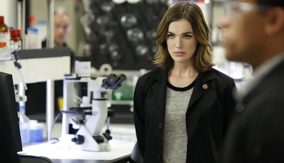 💗 todays lesbian of the day is jemma simmons from agents of shield! 💗