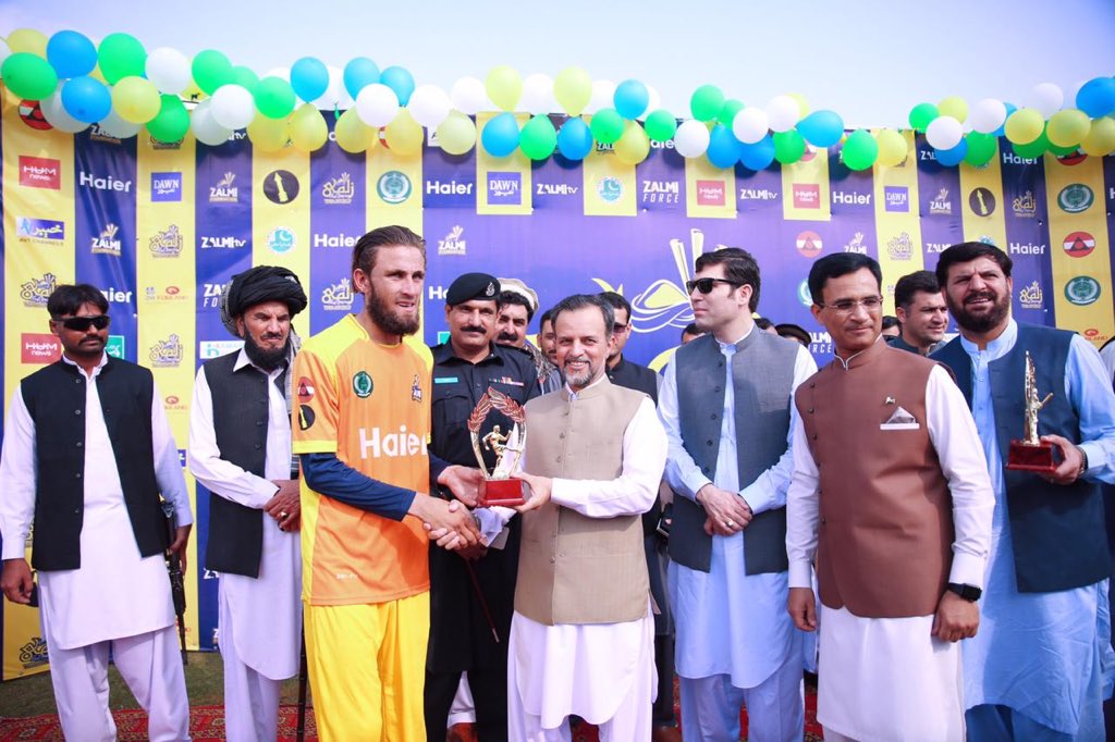 JAfridi10's tweet photo. Acting upon the vision of PM @ImranKhanPTI, #ZalmiMadrasaLeage is the first step in bringing this vision to life as sports help in inculcating qualities such as leadership, teamwork, and virtue by spreading the message of love, peace, and unity throughout the world. #ZML3 https://t.co/xeFUNh7AFy