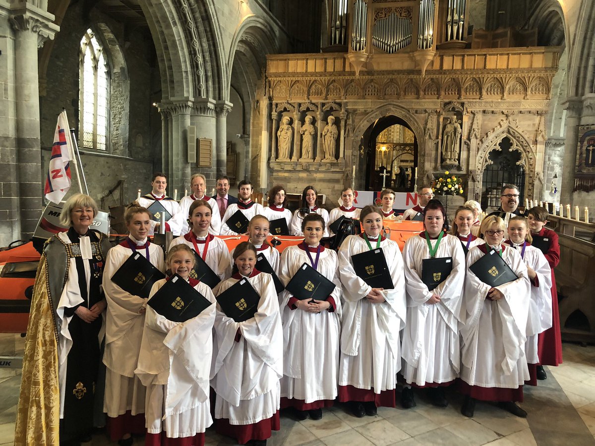 StDavidsCath's tweet photo. A real privilege to hold the hand over and blessing of new D-Class ILB the D-840 Marian and Alan Clayton, and celebration service for 150yrs of lifesaving on the peninsula @RNLI @StDavidsRNLI @ChurchinWales @PoblDewi @tweeting_rector @MikeChant4 @johntheskipper @DeanofStDavids https://t.co/GIvHHwulp1