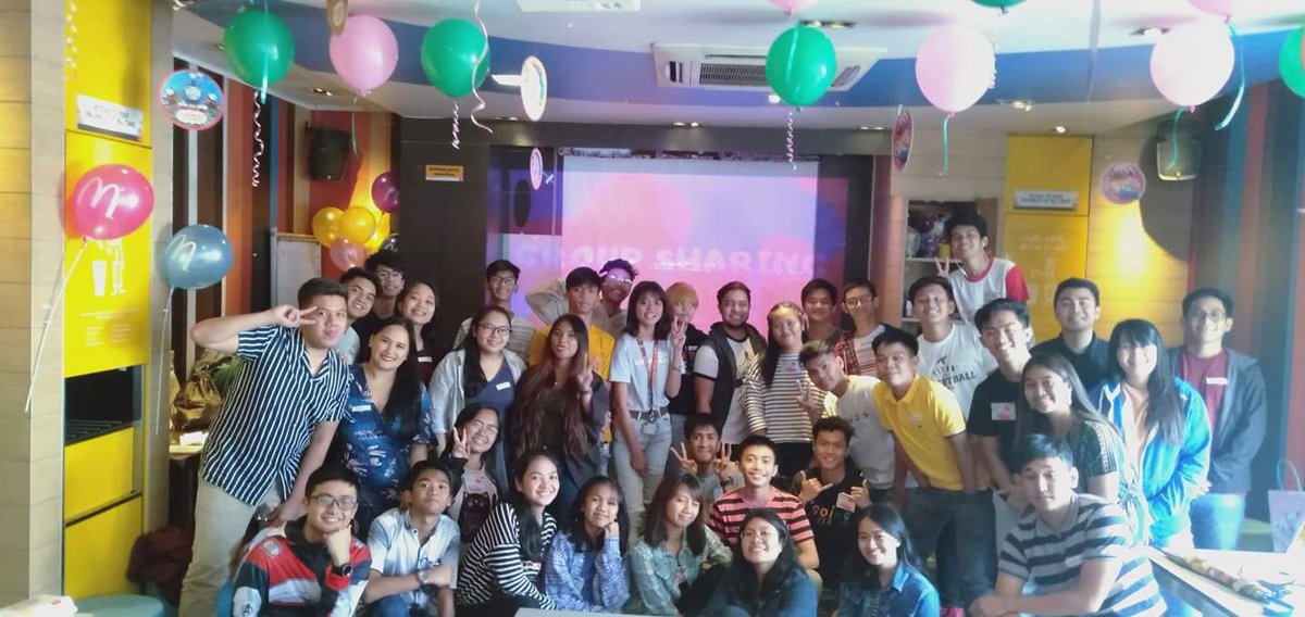 luvsopiya's tweet photo. ANG SAYAAAA 😍
#HOYST #EMBRACE https://t.co/A98r0Y4NZJ