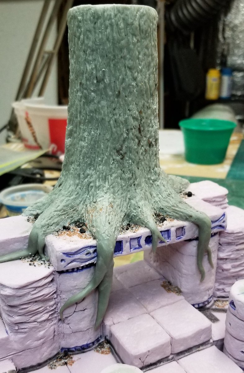 elTonioBerg's tweet photo. Putty and texturing done. Time to prime it! #EndlessFantasyTactics #wip #terrain #Scratchbuilt #RogueSculpts https://t.co/lkGteXTXUI