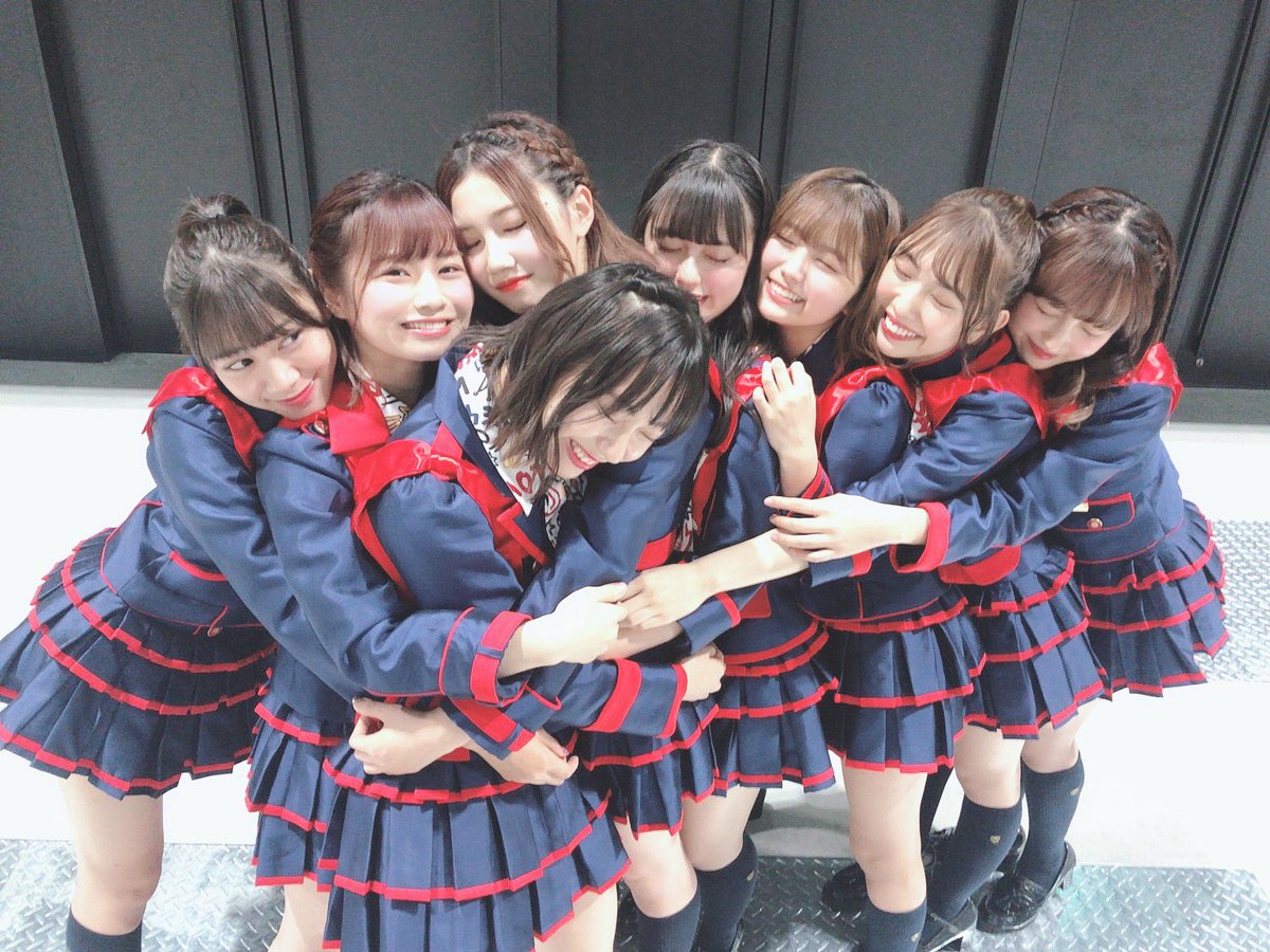 ryoha_1009's tweet photo. アイドルとして最後のステージ
今日もサイリウムが綺麗でした✨
いつでも素敵な場所を用意して待っていてくれてありがとう。ステージから見える景色が大好きでした。泣くつもり無かったのに泣いちゃった😭
SKEがだいすき。全部宝物です。
今日も幸せでした♡ありがとう。 https://t.co/8KJz3ecF58