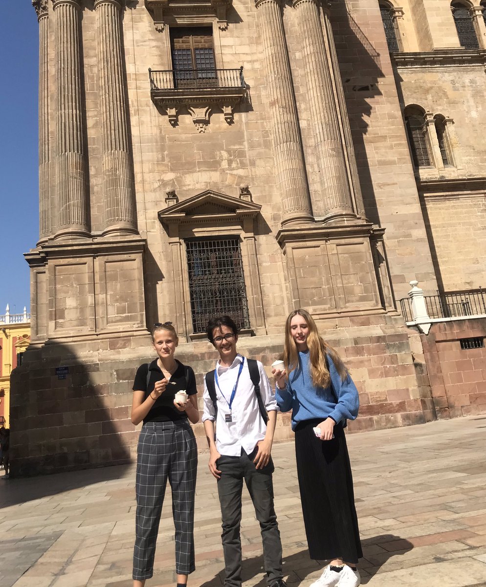 Fulham Senior tweet media