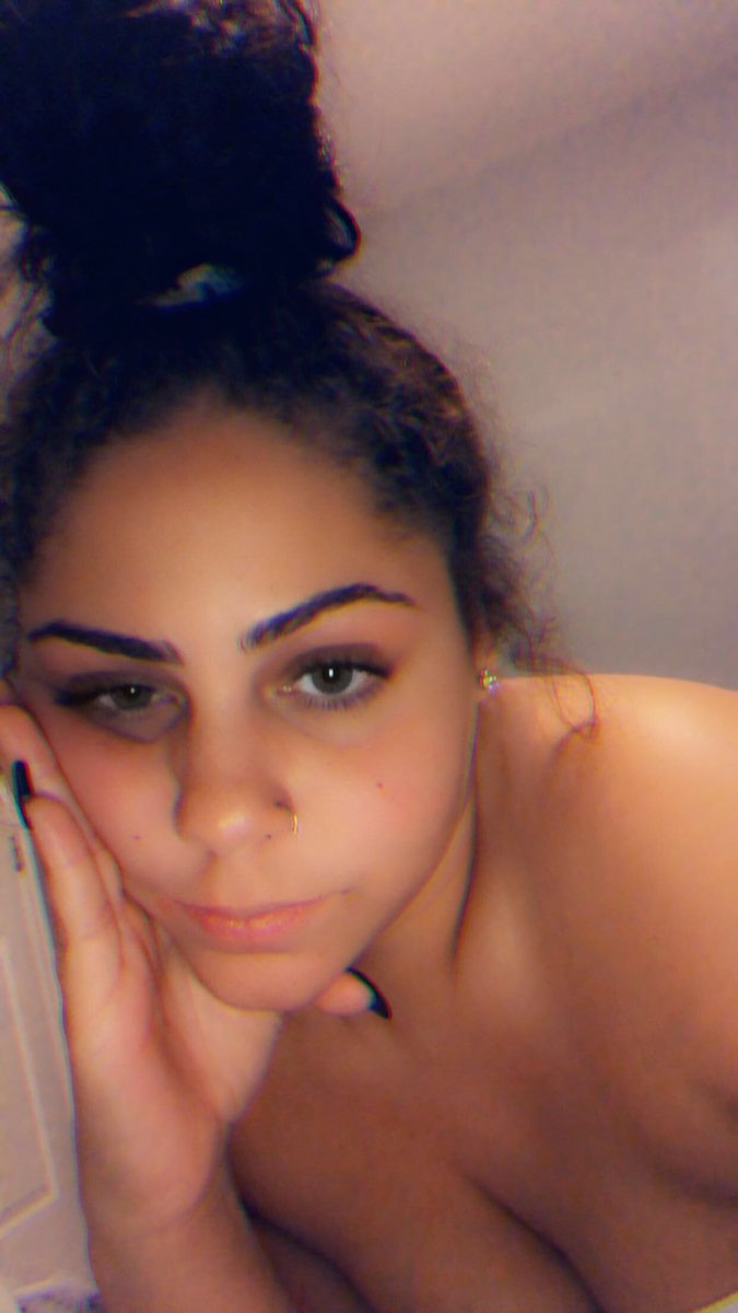 empress_shannon's tweet photo. FOLLOW my gorgeous girl
@kittywithtitti1
😍😘, makes my pussy wet something u pin dicks cant #footfetish #feet #subdom #bicum #findom #cum #FBF #walletrape #daddydom #kink #subalpha #feet #findomme #cuck #sph
@finsubRT
@findom_rt1
@rtslave_7
@RTpet2
@piggyslavery1 https://t.co/dEM7gGHZoc