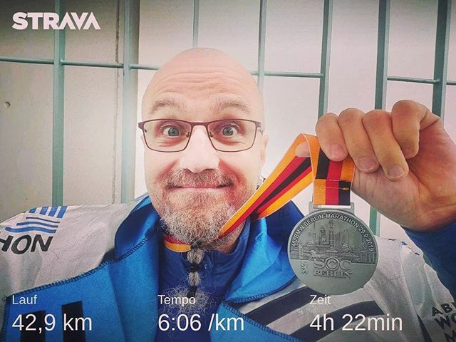 Hatta! 😎
.
#bmwberlinmarathon #berlin42 #berlinlegend #marathon #readytorace #runninginberlin #running #laufen #nolimits #ballern #burnfatnotoil #stayhungry #beatyesterday #stravarunning #instarunner bit.ly/2nC9YNy