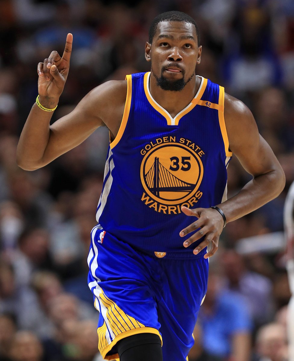 SLAMonline's tweet photo. A certified bucket.

Happy birthday to one of the greatest scorers the game has ever seen. @KDTrey5 https://t.co/YyMwKkVDhd