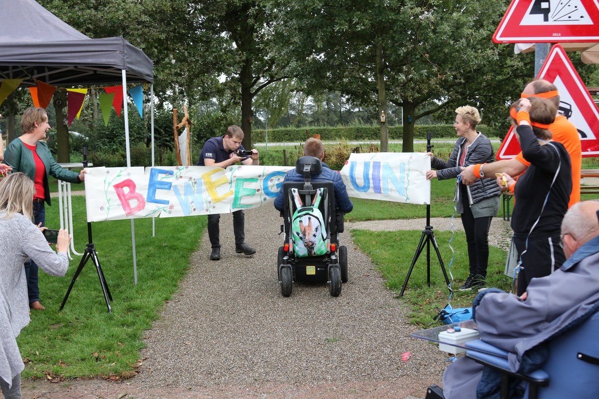 Estinea's tweet image. Nog meer te vieren dit jaar! Niet alleen 50 jaar Estinea. Maar gisteren ook 1). 25 jaar Slaadreef Aalten 2). de afronding van een periode van (ver)bouw én 3). de opening van de Beweegtuin. Een tuin voor iedereen! Check: estinea.nl/nieuws/feestel…