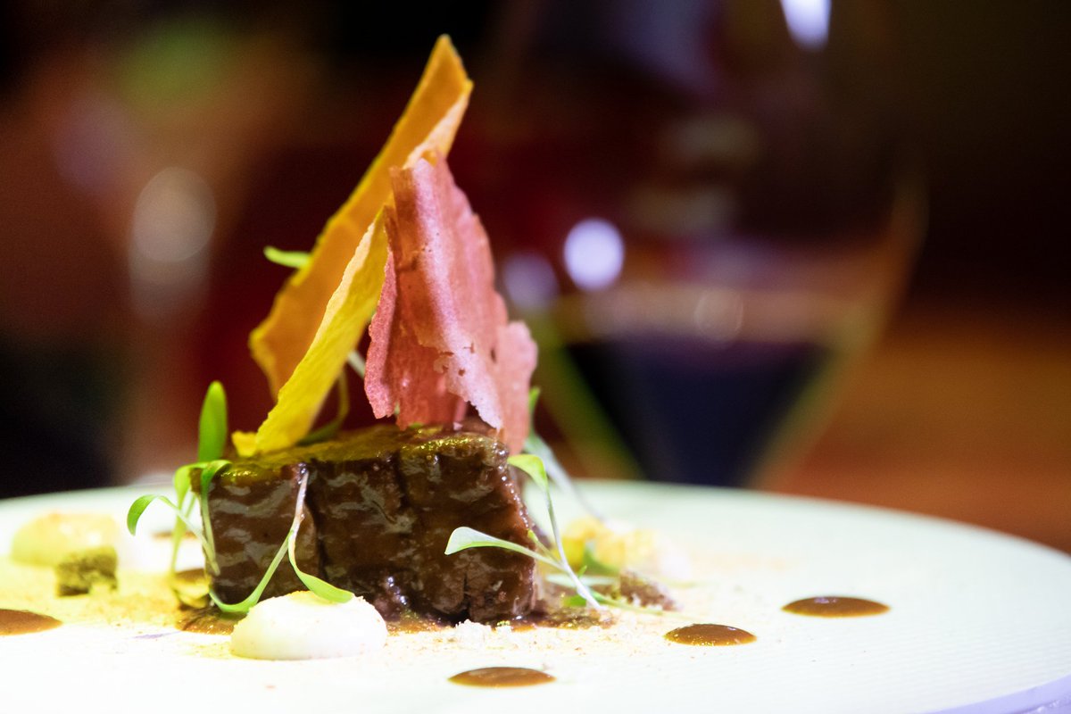 The moment when the flavors are unleashed is simply sublime.

#Sublimotion2019 #Innovacion #Gastroexperience #Performance #Technology #Newscenicart #Gastroshow #Gastronomia #Metagastronomia #Design #Arquitectura