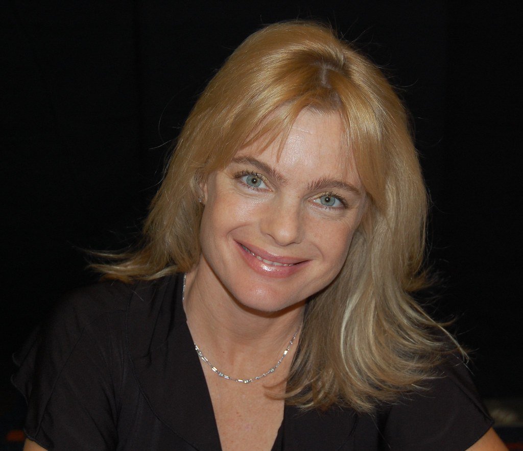 Happy Birthday to Erika Eleniak who turns 50 today! 