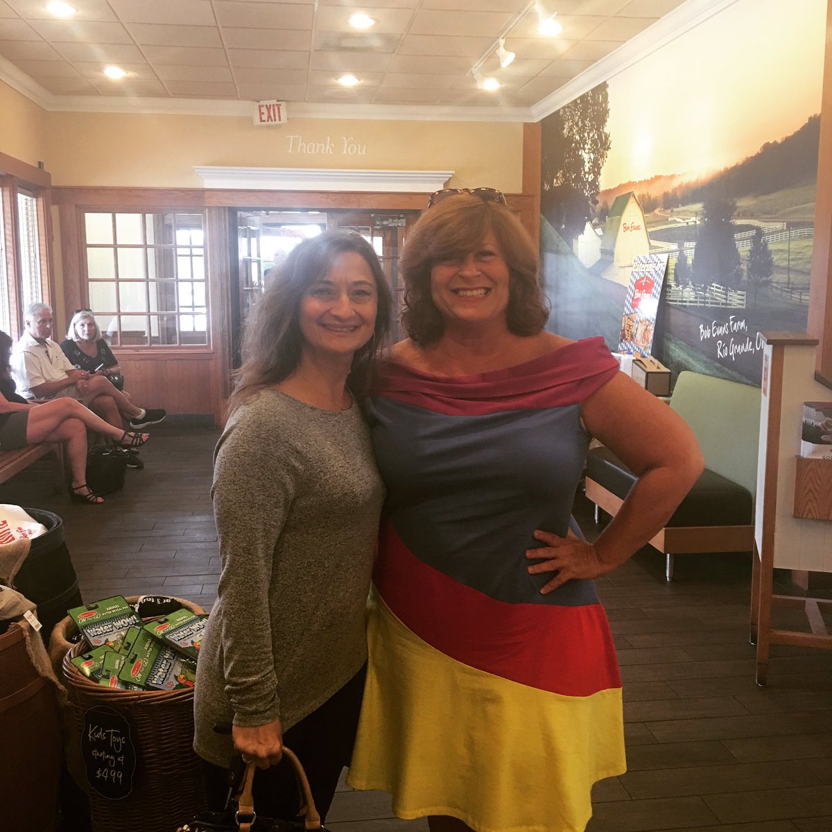 PlaygroundPr001's tweet photo. @CBarckhoff , Downtown road closures AND going in the wrong direction on the turnpike to meet didn’t matter. Sisterhood is still warm & good. #sisterhood #sorority #soulsisters #baddriver #breakfast #betterlatethannever #shortvisit #loveknowsnotime #fun #friends #loveheals https://t.co/TRk4HDl13g