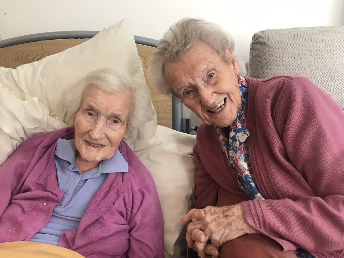 The actual ‘Oldest identical twins’ in the UK turn 97 years old today!!!!!!!! Meet Grace and Hope - legends 💜 Happy Birthday to my aunties! <a href="/BBCNews/">BBC News (UK)</a> <a href="/bbcmidlands/">MidlandsBBC</a> #identicaltwins #oldestalive <a href="/itvstudios/">ITV Studios</a> <a href="/Channel4News/">Channel 4 News</a> #retweet