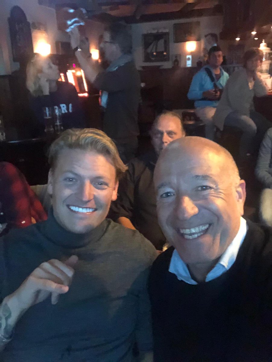 We zijn uit elkaaaar 😢 Wat is jouw favoriete kamp??? Like = Kamp Noord - Retweet = Kamp Zuid 🥳👊🏻👊🏻 #ExpeditieRobinson