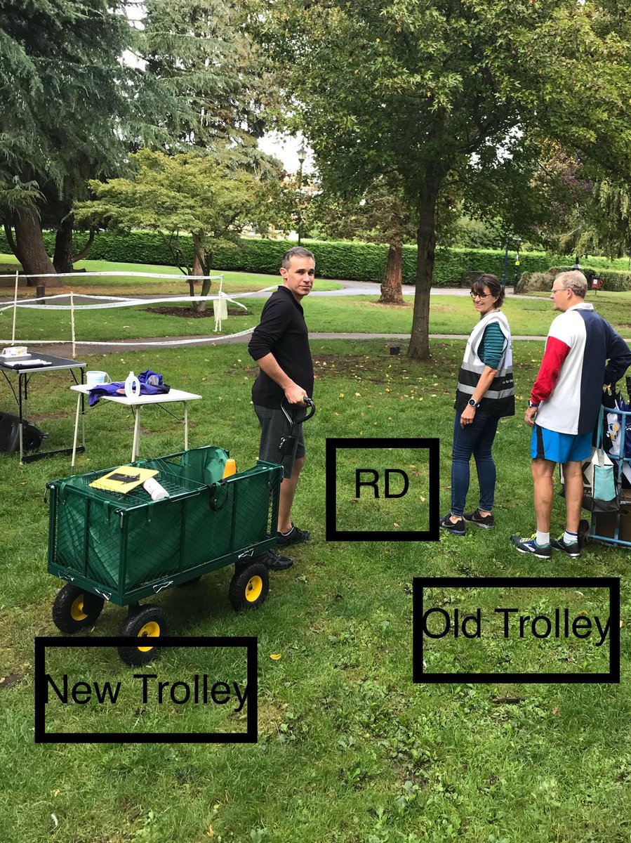 runificould's tweet photo. @wokingparkrun - out with the old, in with the new #newtrolley https://t.co/v9hBDjX7Gt