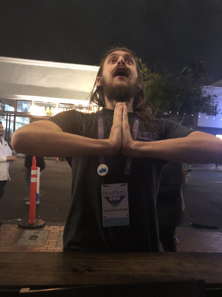 KillerTGP's tweet photo. Guys you won’t believe this but the guy himself electricallongboard the one who lurks in every fucken twitch chat is a real person 🤭🤭🤭🤭🤭 https://t.co/qFTQjefm39