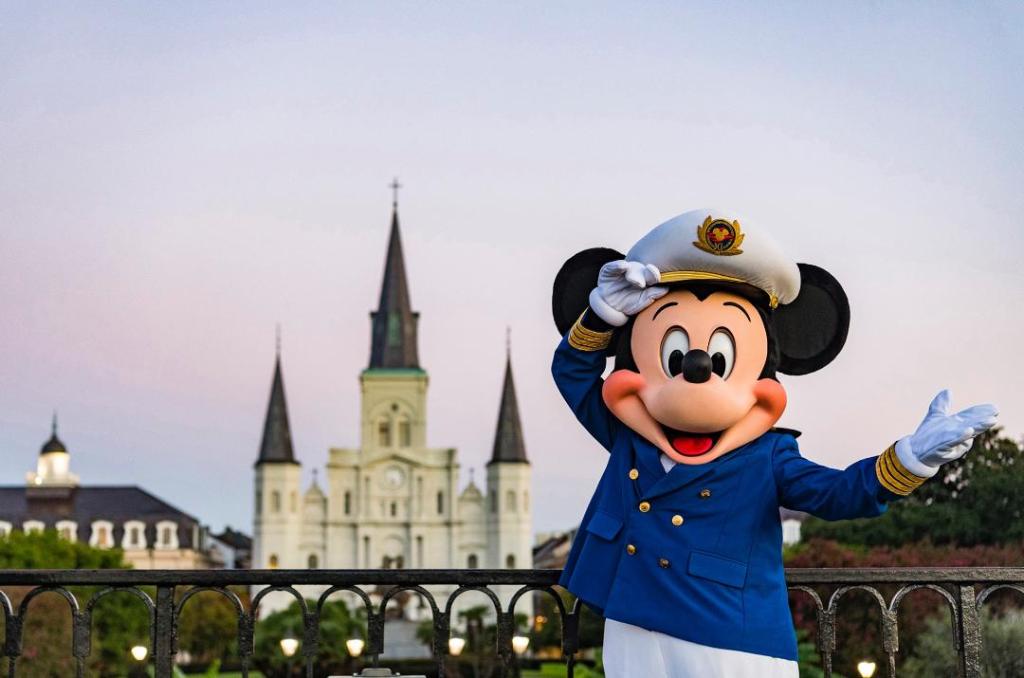 #SailawaySunday – Disney Cruise Line Announces Return to New Orleans, Popular Itineraries to Tropical Destinations in Early 2021 …borplumbsfuntasticfinds.wordpress.com/2019/09/29/sai…