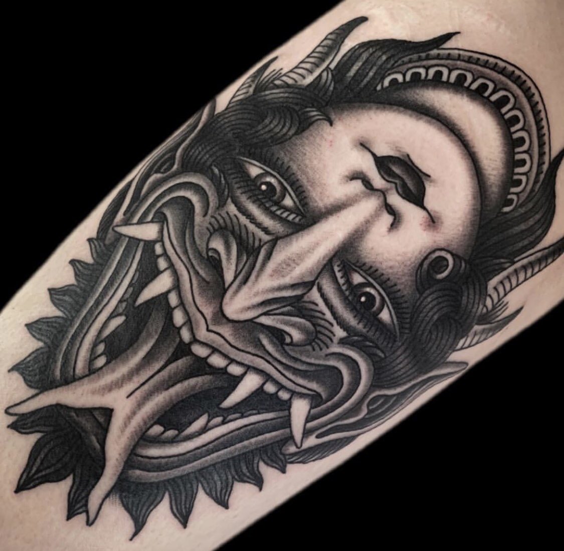 Kings Avenue Tattoo On Twitter Ooʇʇɐʇ Siɥʇ ʇɐ ʞool Oʇ ʎɐʍ ʇɥƃiɹ ɐ ǝɹǝɥʇ Si Uʍop Si ʎɐʍ ɥɔiɥʍ Dn Si ʎɐʍ ɥɔiɥʍ Tattoo By Becca