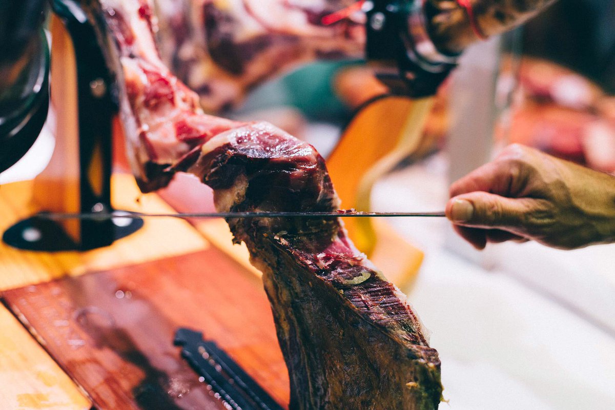 Foodlovertour's tweet photo. Jamon ibérico for every day, if you want to leave forever. #SpainIsPartOfYou https://t.co/JWns8TXCyg