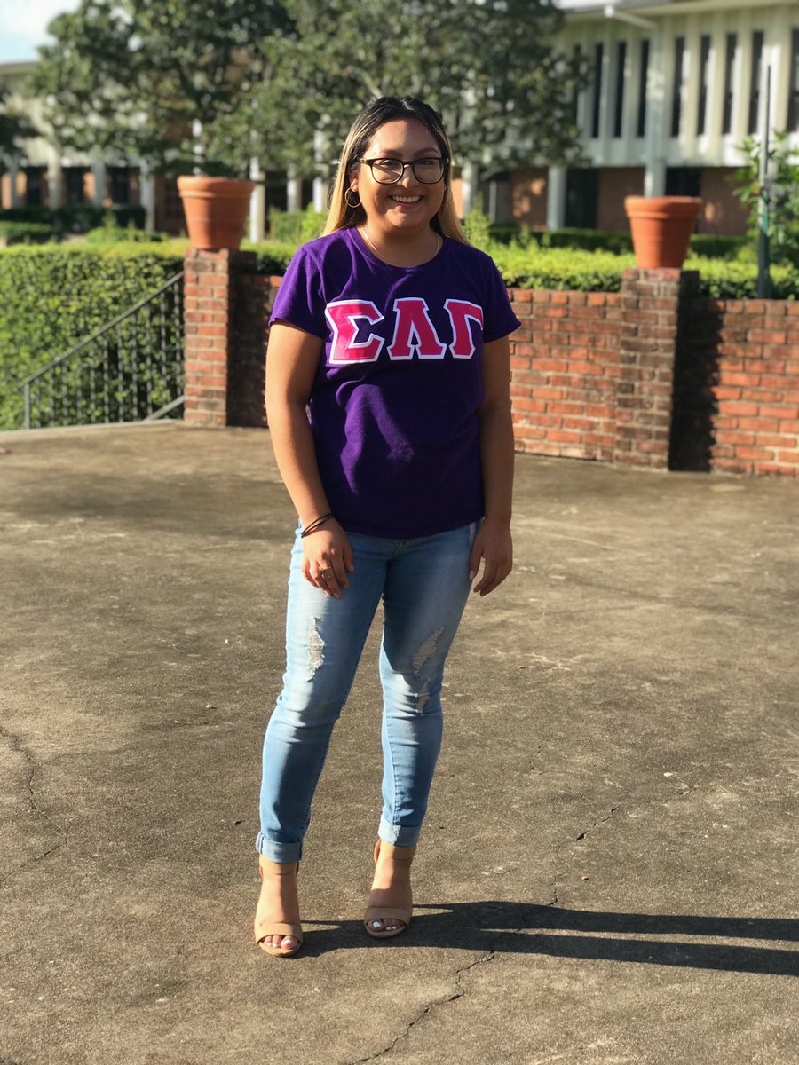 jayanah_'s tweet image. 1 year in the game. #shipAmaryllis #SigmaLambdaGamma #slg1990