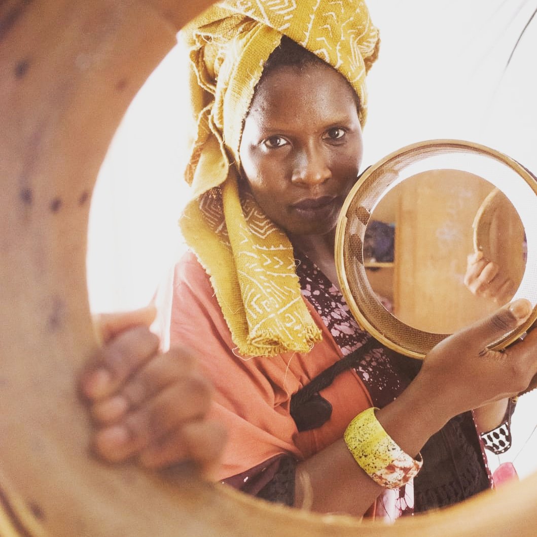 FatouMourate's tweet photo. Excellent week end , ce que nous voulons pour nous meme nous devons le projetter aux autres!!!!! May be on vivrais mieux
Accessories Africain,bogalan mood
Credit photos @AniqueJordan, accessoires yacine Faye
#Murafa https://t.co/YI1CQ0I0Sg