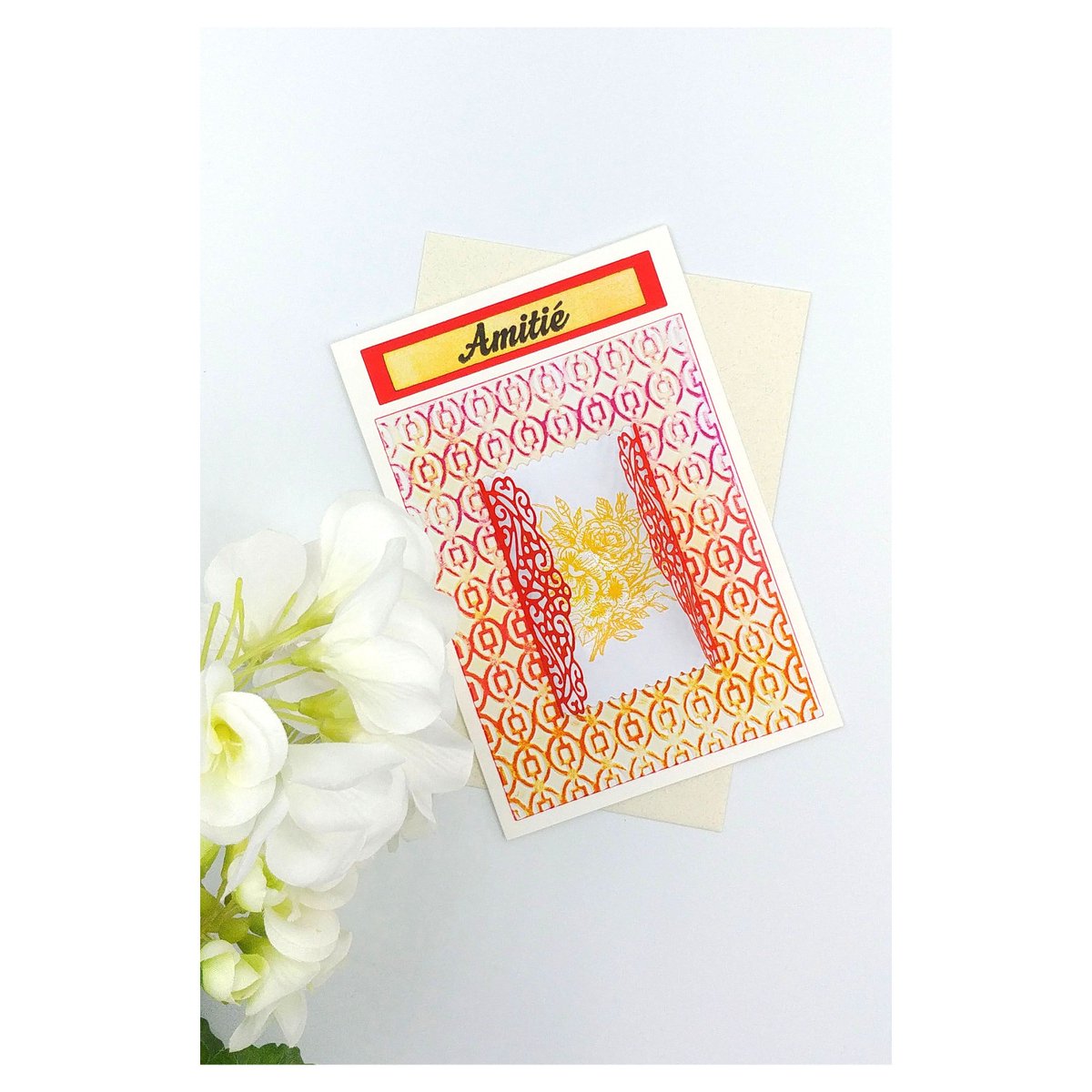 Mimicartes's tweet image. C'est l'anniversaire d'une de vos amies, ou vous souhaitez juste lui souligner l'importance de sa présence à vos côtés 🌹 envoyez lui une jolie carte faite main qui lui fera très plaisir 😃

Acheter ici : buff.ly/2m42p1u

#friendshipcard, #bestfriend