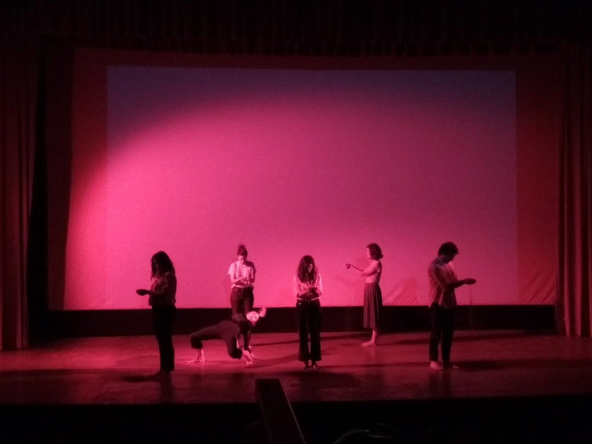I per acabar d'arrodonir la jornada, la ballarina Anna Hierro ens va impressionar amb una dansa meravellosa inspirada en el foc i les cendres.